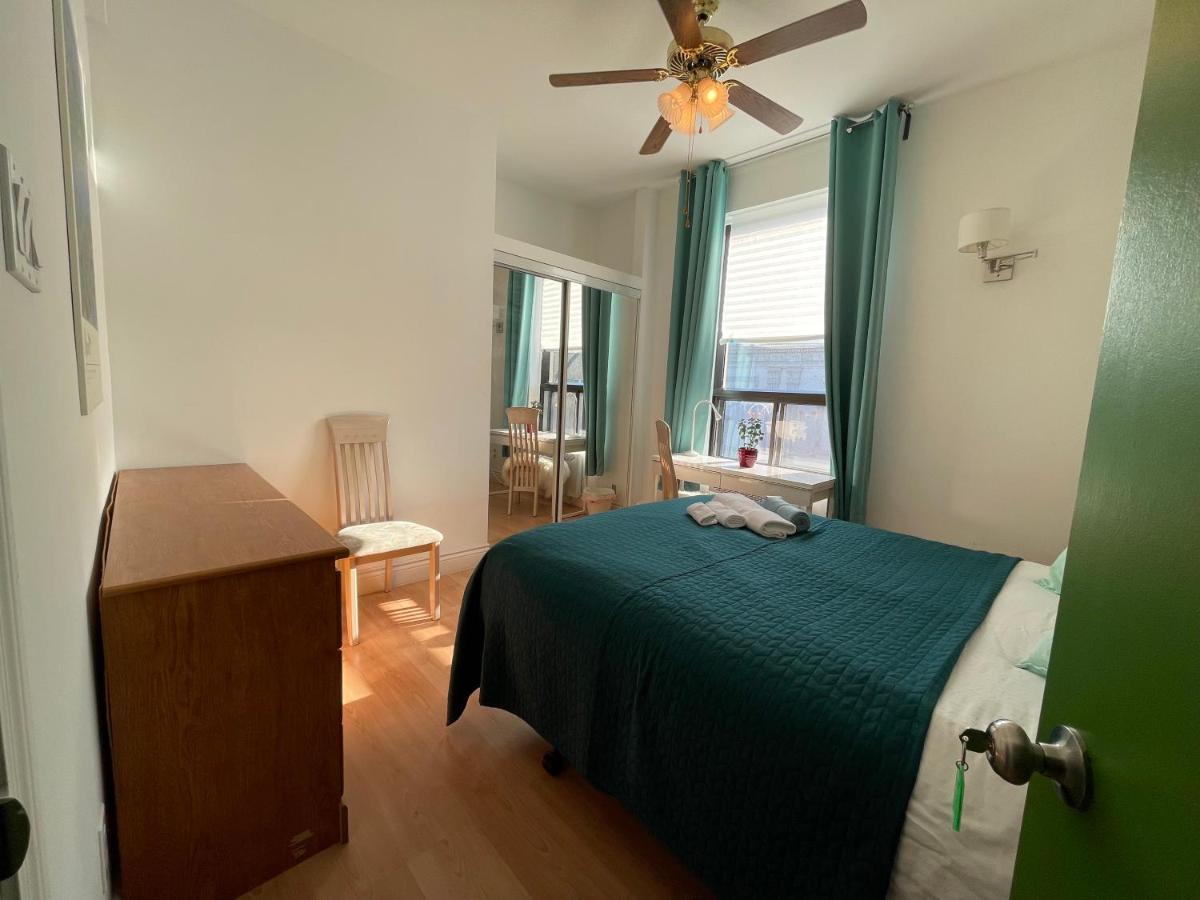 Chambres El Mediterraneo Rooms Монреаль Экстерьер фото